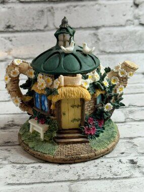 Vintage Lenox Teapot Cottage Tea Pot Garden Figurine Lid 1996 Home Gift Daisy